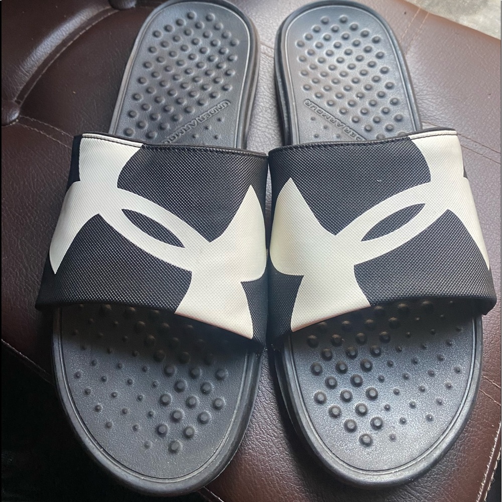 Under Armour Men’s Sandals Size 12